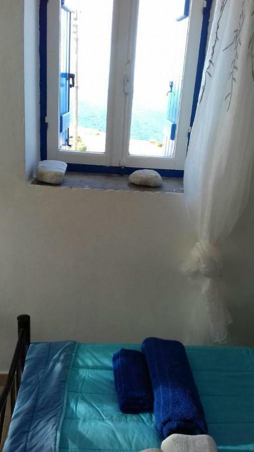 Light Blue Home Folégandros Екстериор снимка